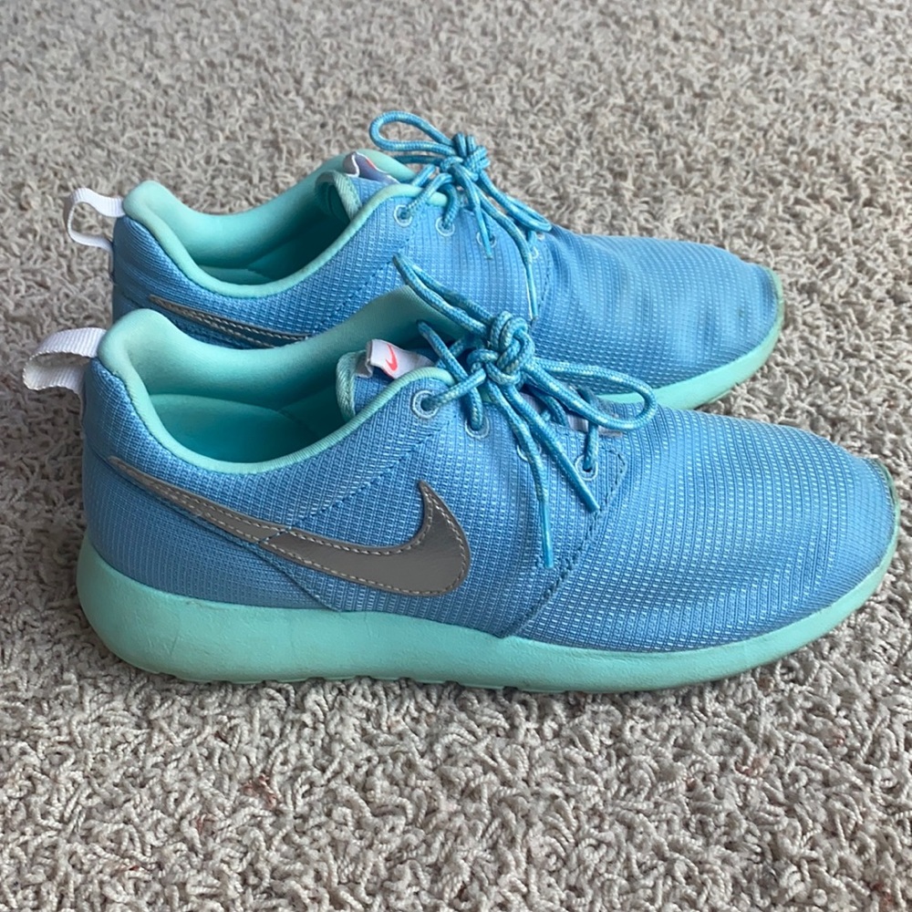 Limited Edition Nike Roshes, Size:7